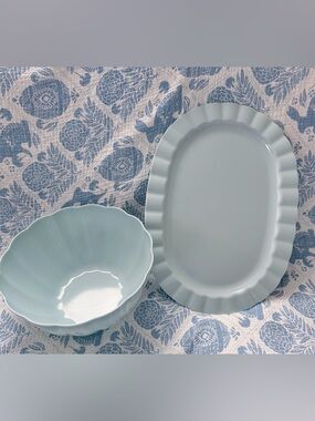 Light Blue Scalloped Serving Set | Bowl + Platter | Coastal Cottage Kitchen Deco